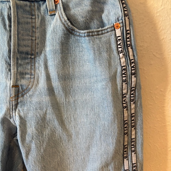 501 Crop Straight-Leg Jeans in Dibs with Tape - Picture 5 of 8
